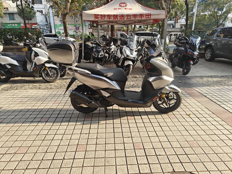 二手五羊本田NWT150