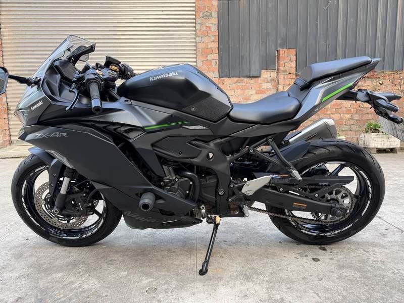 二手川崎ZX-4R