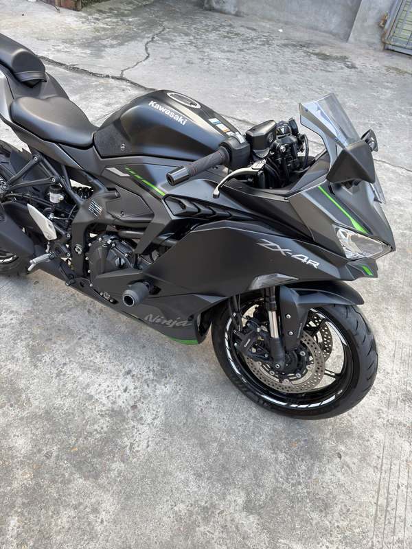 二手川崎ZX-4R