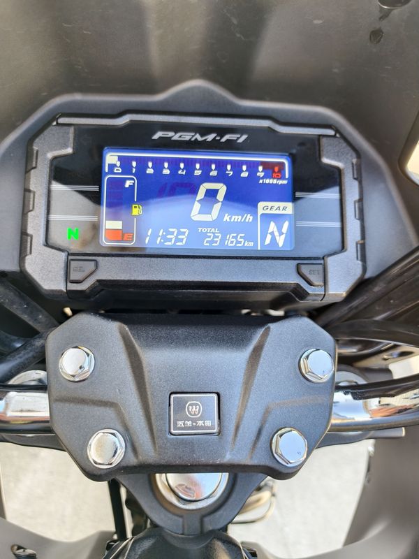 二手五羊本田猛鸷 CB190X