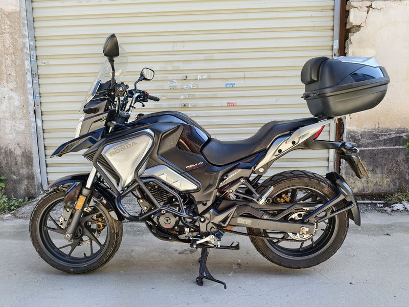 二手五羊本田猛鸷 CB190X