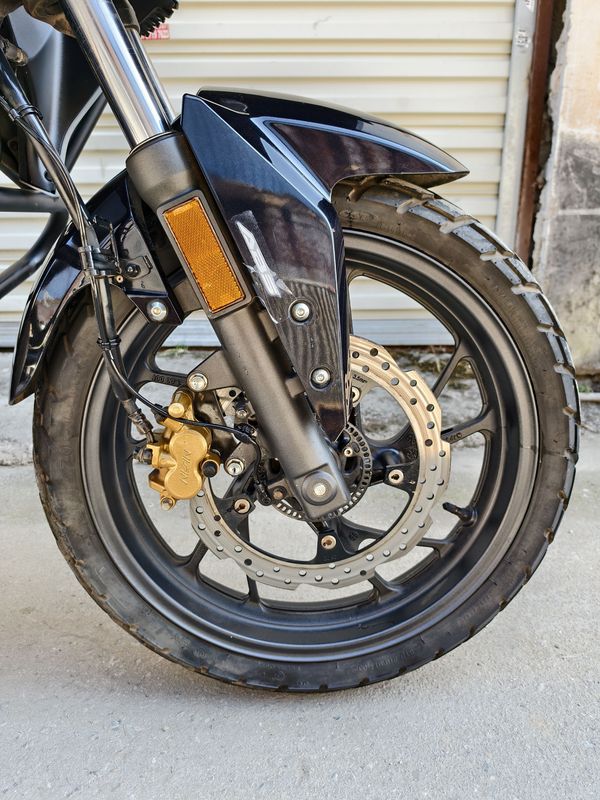 二手五羊本田猛鸷 CB190X