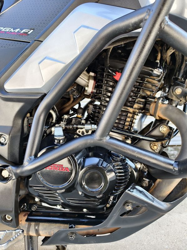 二手五羊本田猛鸷 CB190X