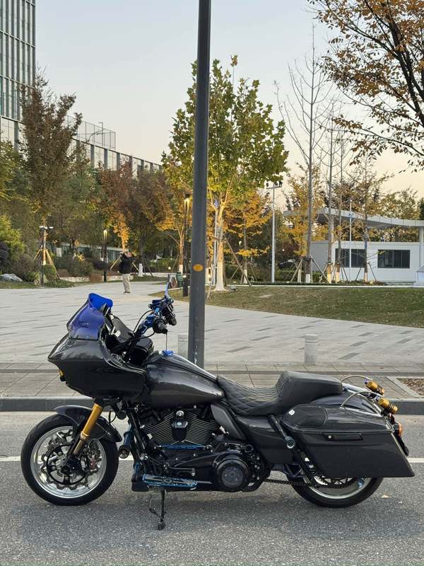 二手哈雷戴维森公路滑翔 Road Glide