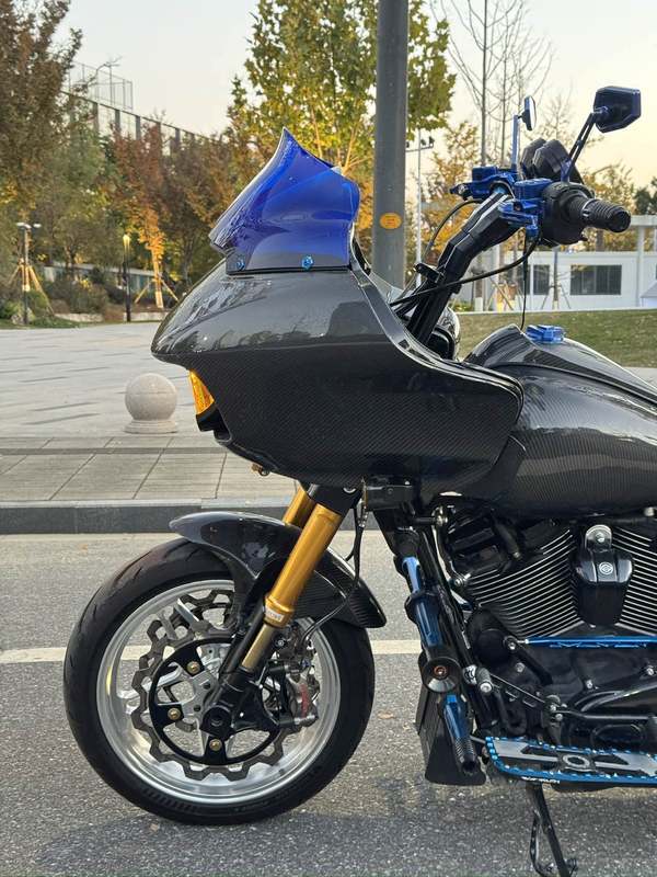 二手哈雷戴维森公路滑翔 Road Glide