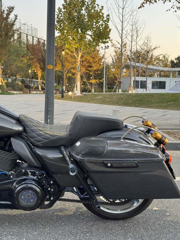 二手哈雷戴维森公路滑翔 Road Glide