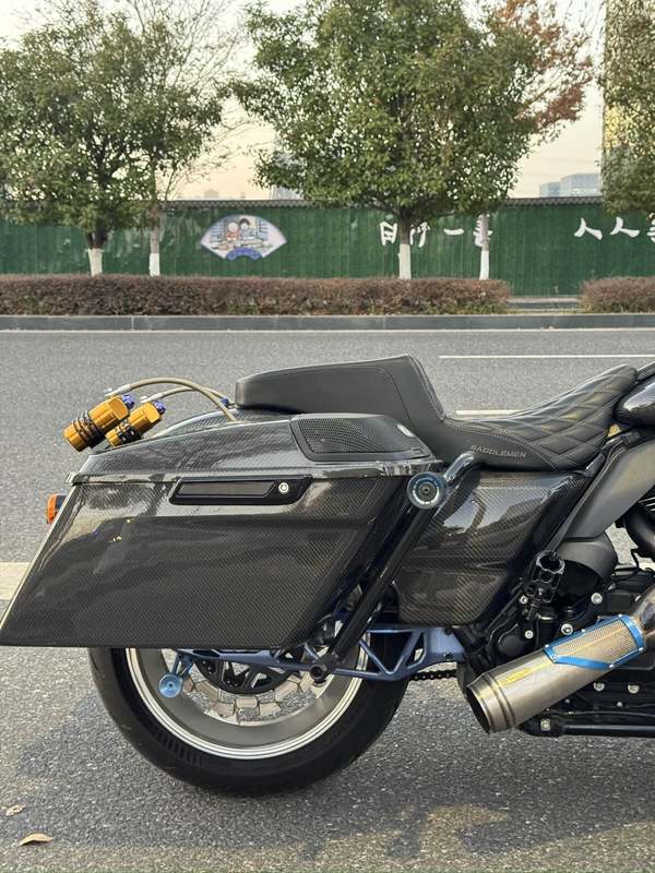 二手哈雷戴维森公路滑翔 Road Glide