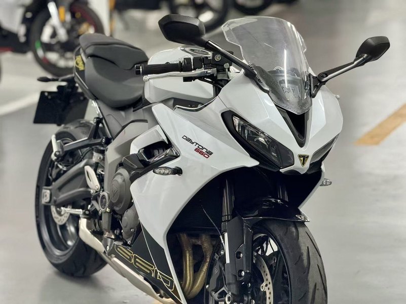二手凯旋Daytona 660
