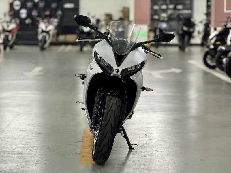 二手凯旋Daytona 660