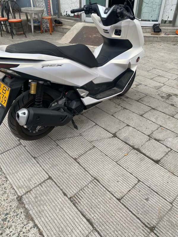 二手五羊本田PCX