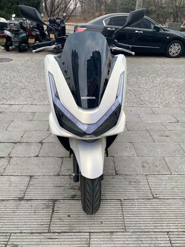 二手五羊本田PCX