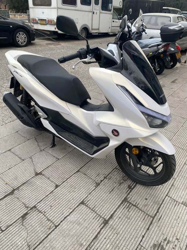 二手五羊本田PCX