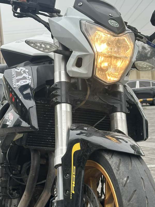 二手贝纳利TNT600i