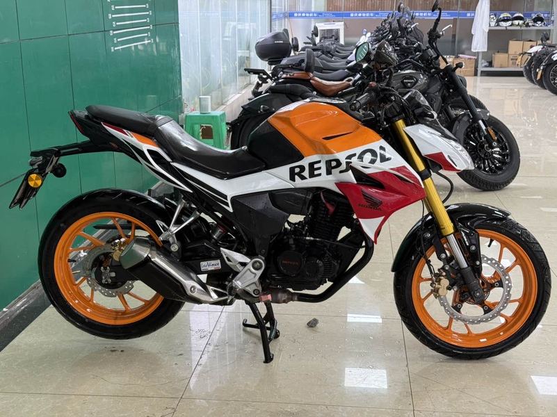 二手五羊本田CB190R 暴锋眼