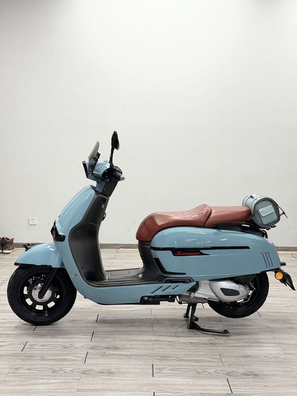 二手维多利亚Sixties 250Si