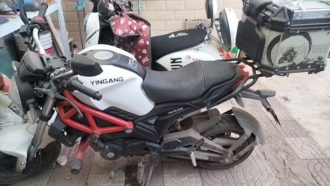 二手银钢小怪兽150