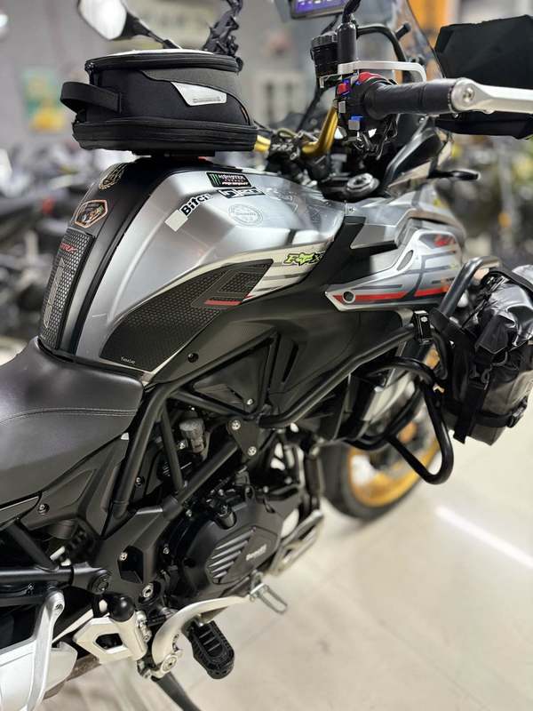 二手贝纳利TRK552