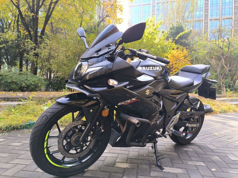 二手豪爵铃木GSX250R
