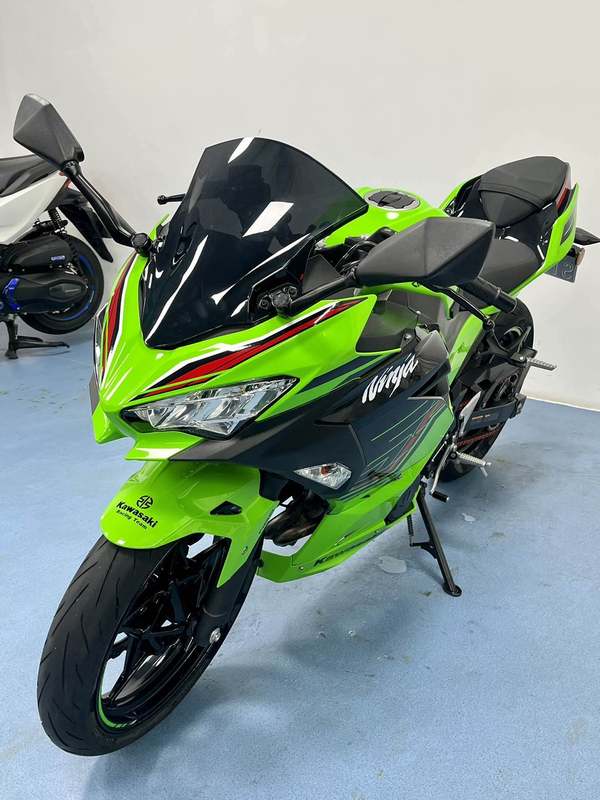 二手川崎Ninja 400