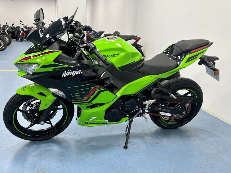 二手川崎Ninja 400