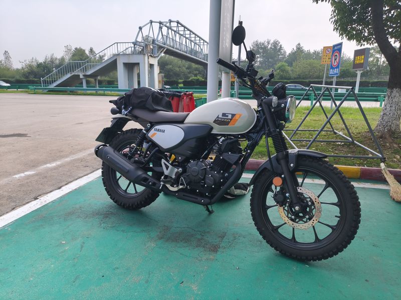 二手建设雅马哈GT150 Fazer