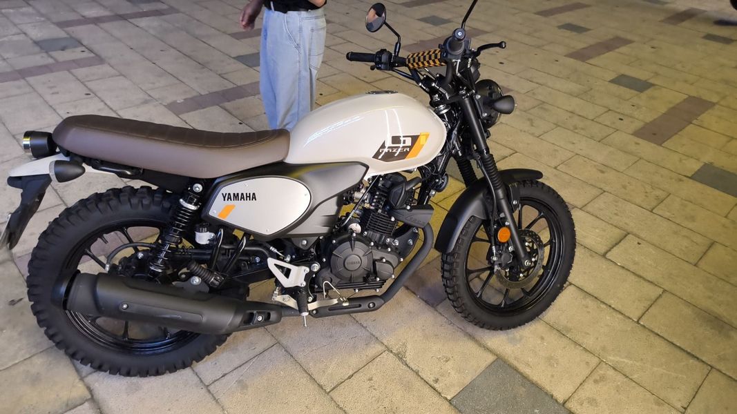 二手建设雅马哈GT150 Fazer