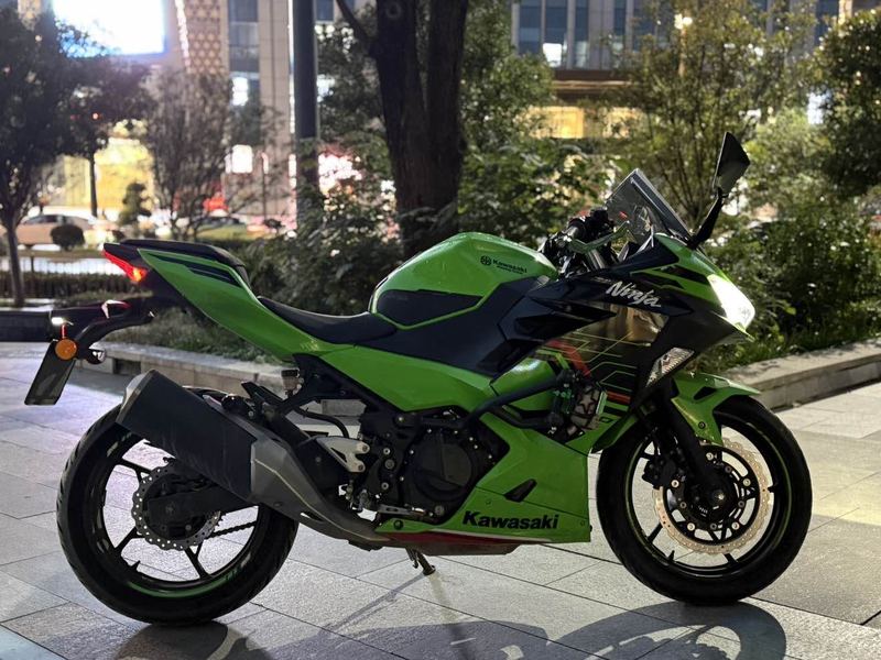 二手川崎Ninja 400