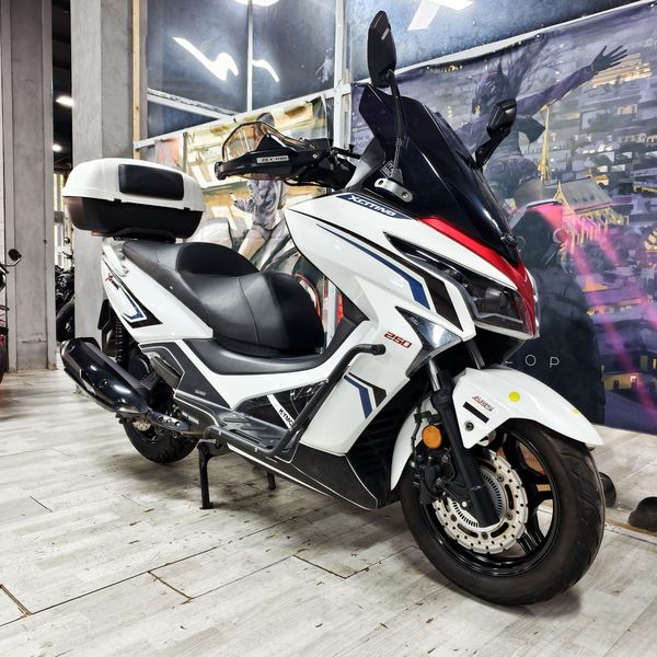 二手光阳赛艇 250