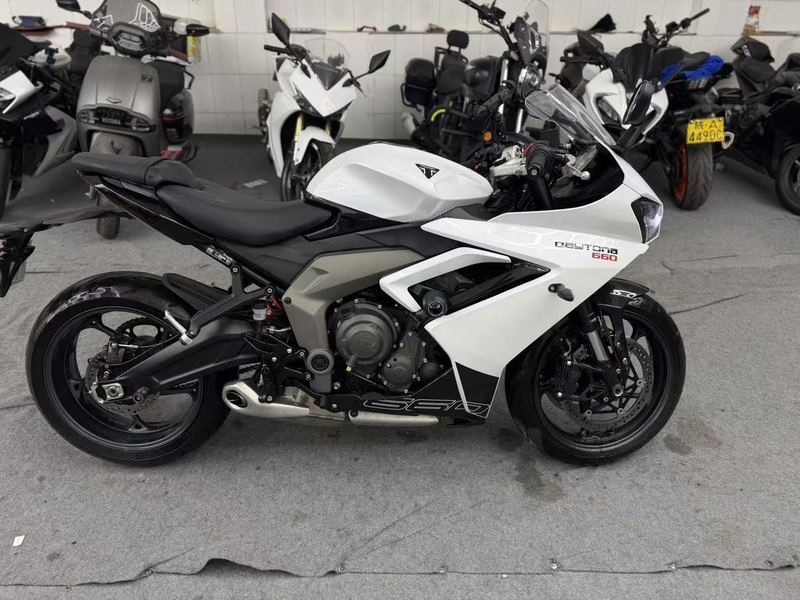 二手凯旋Daytona 660