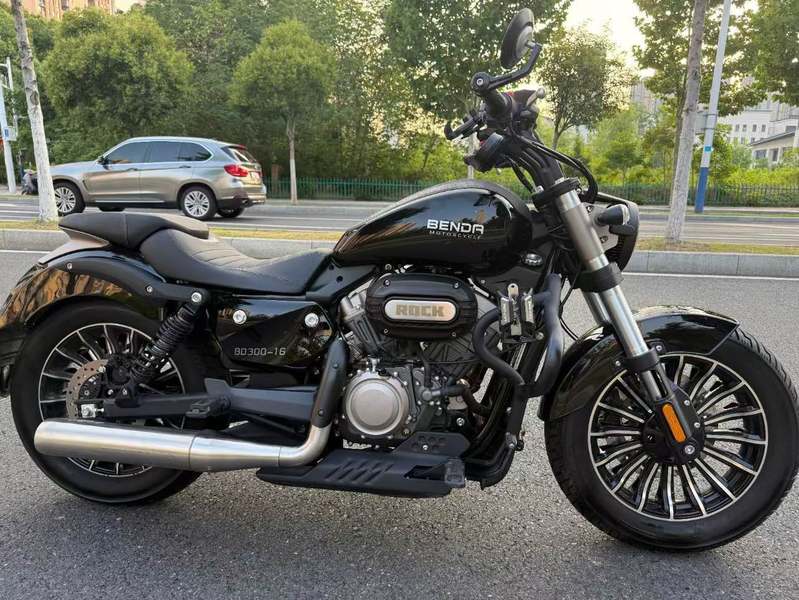 二手奔达Rock300 灰石