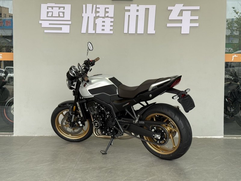 二手张雪机车500F