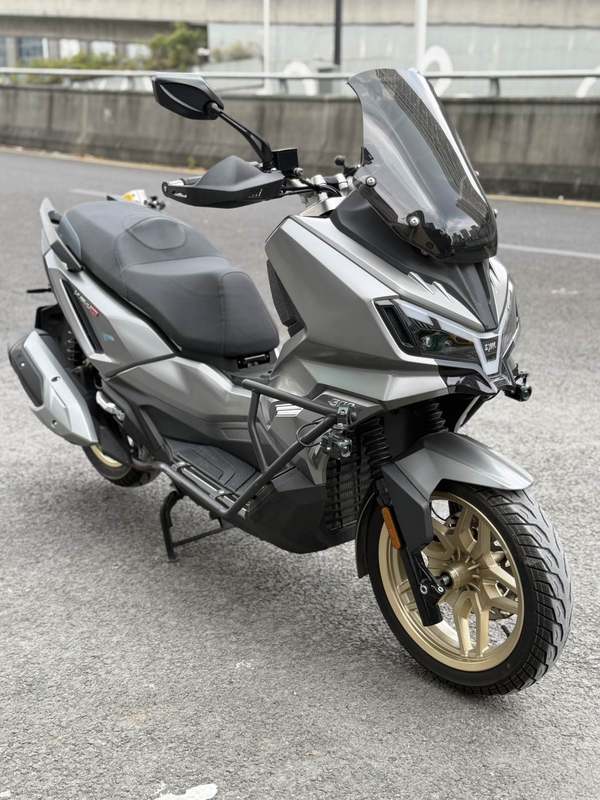 二手三阳哈士奇 Husky ADV300