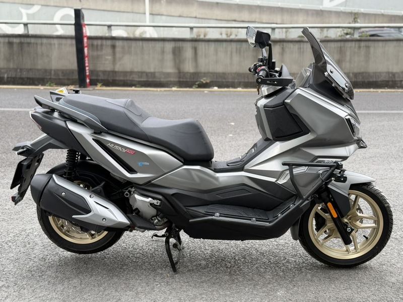 二手三阳哈士奇 Husky ADV300