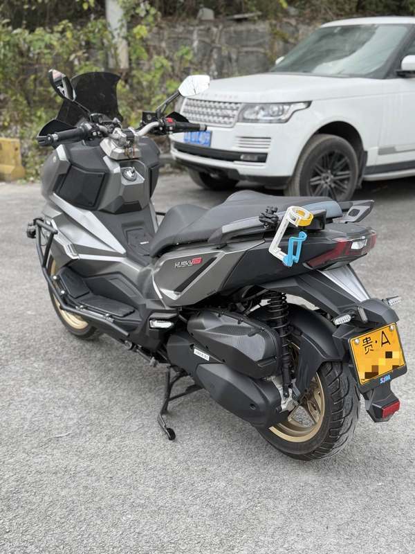 二手三阳哈士奇 Husky ADV300