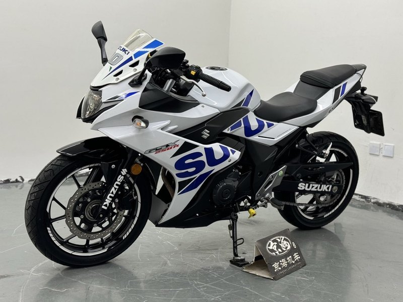 二手豪爵铃木GSX250R