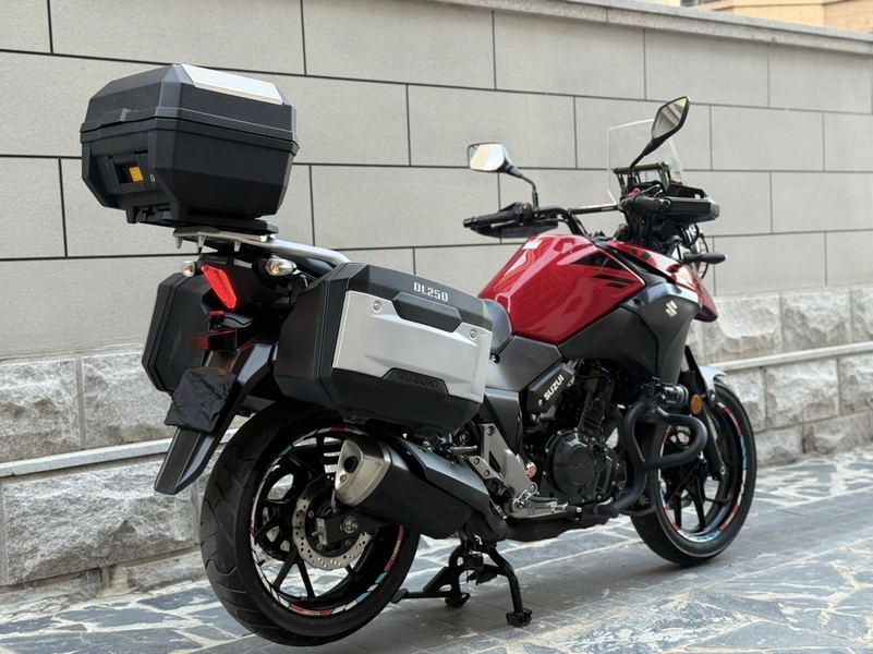 二手豪爵铃木DL250