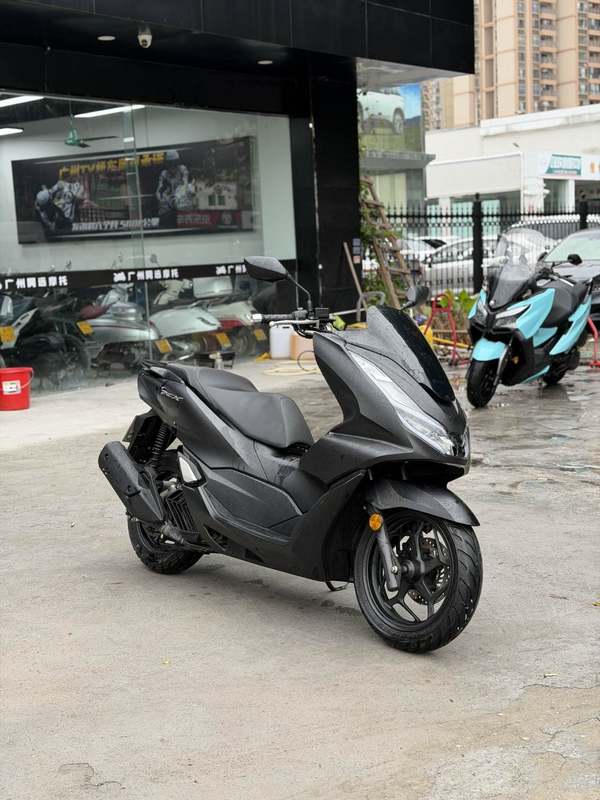 二手五羊本田PCX