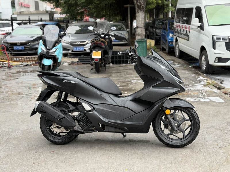 二手五羊本田PCX