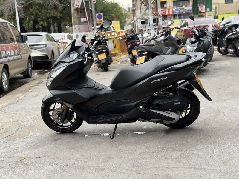 二手五羊本田PCX