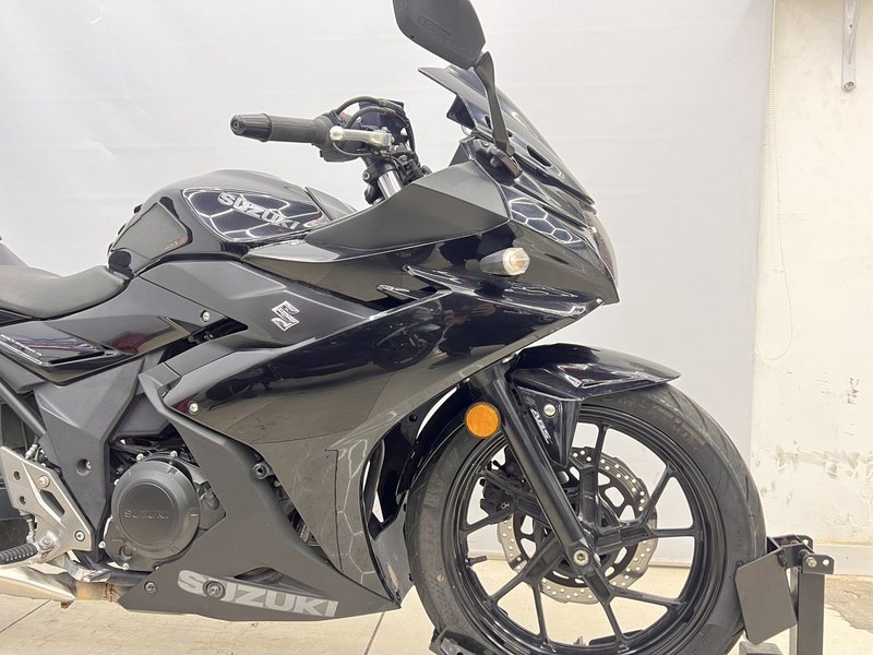 二手豪爵铃木GSX250R