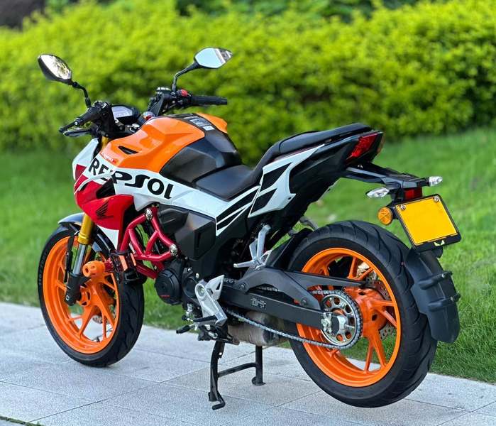 二手五羊本田CB190R 暴锋眼