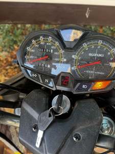 二手济南铃木悍刃150