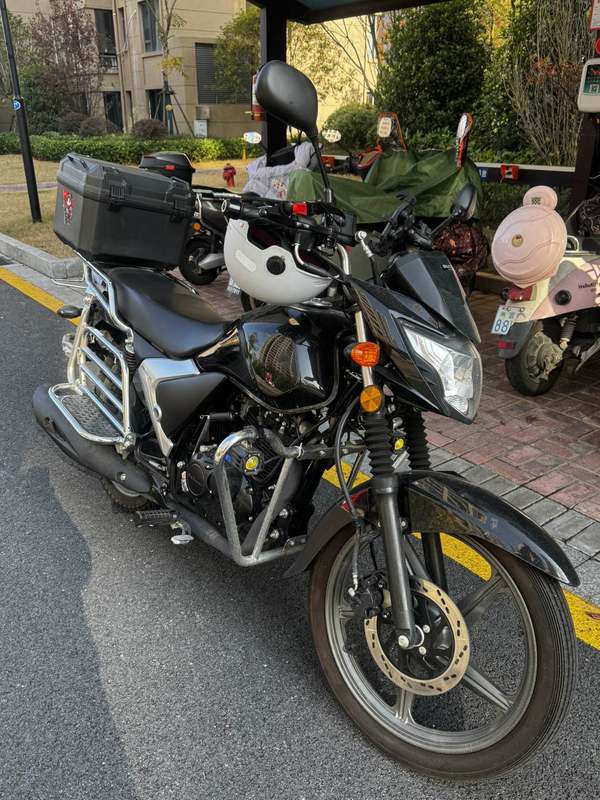 二手济南铃木悍刃150