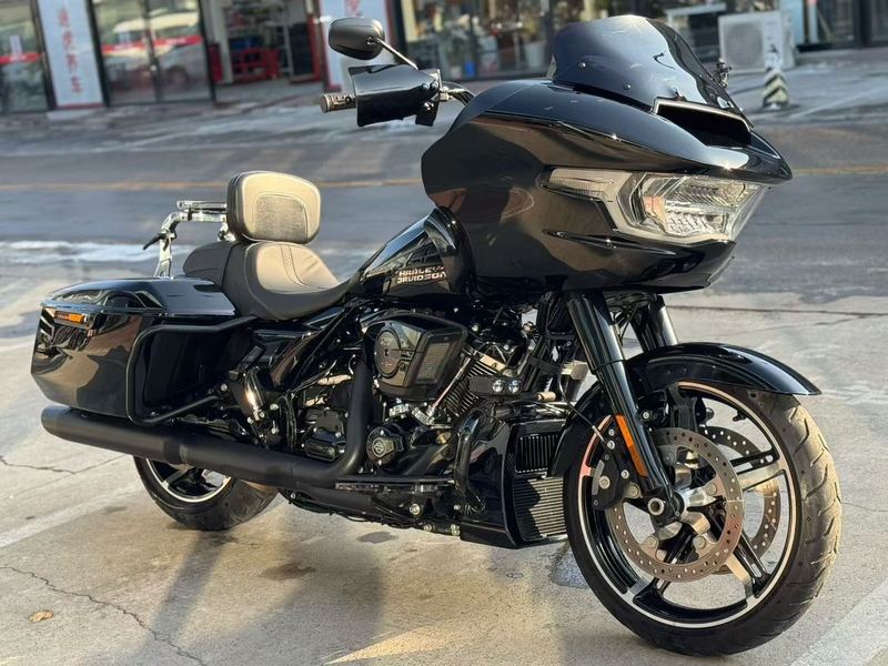 二手哈雷戴维森公路滑翔 Road Glide