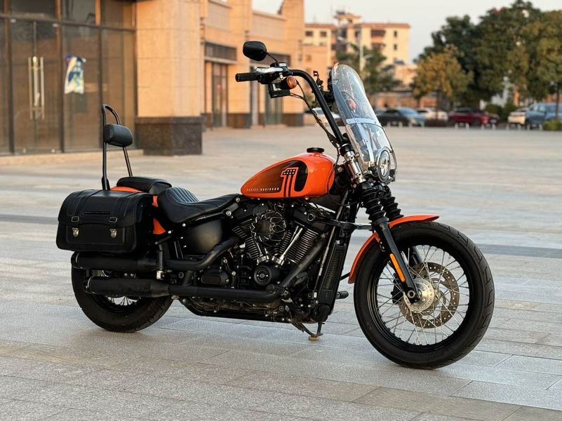 二手哈雷戴维森街霸 Street Bob