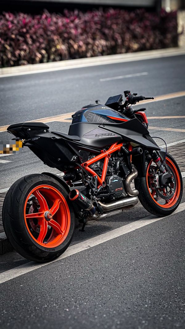 二手KTMR2R1290 Super Duke