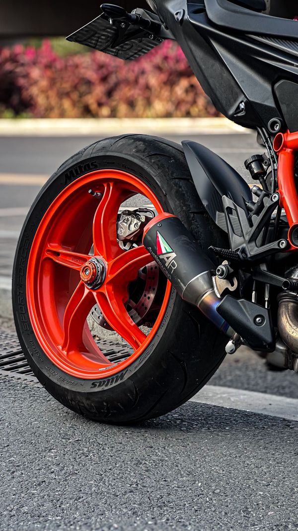 二手KTMR2R1290 Super Duke