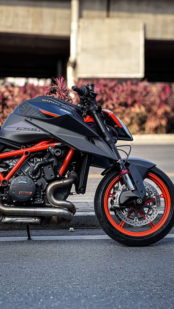 二手KTMR2R1290 Super Duke