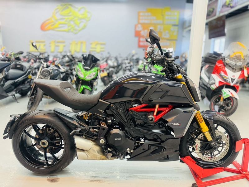 二手杜卡迪Diavel 