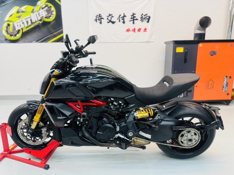 二手杜卡迪Diavel 